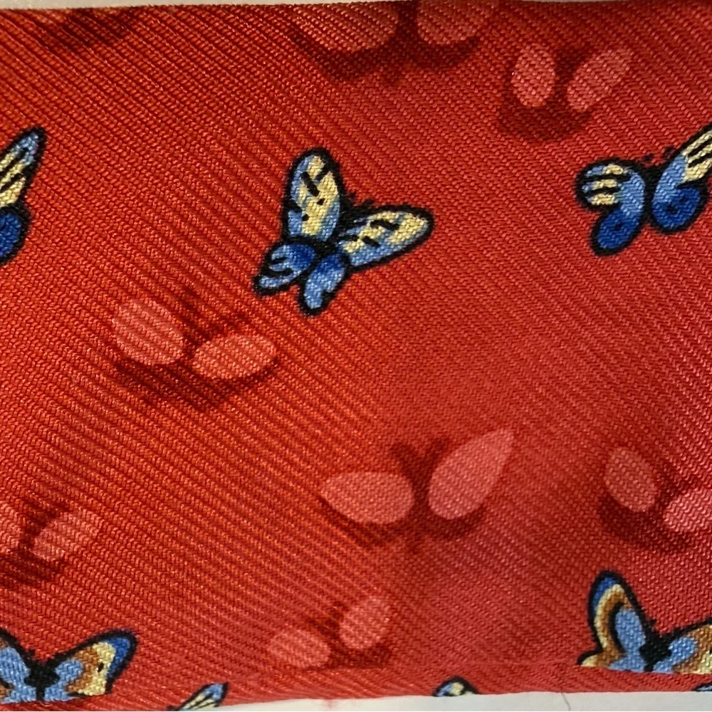 Vintage Old Navy Size L  43 inch 100% Silk Butterfly Belt, With Tag No Flaws Y2K